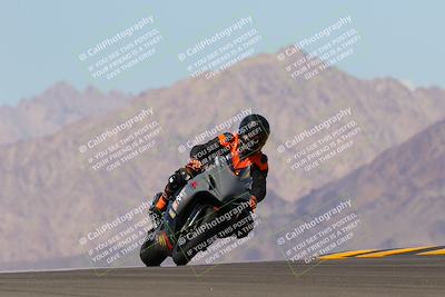 media/Oct-03-2022-Moto Forza (Mon) [[5f077a3730]]/Intermediate Group/Session 4 (Turn 9)/